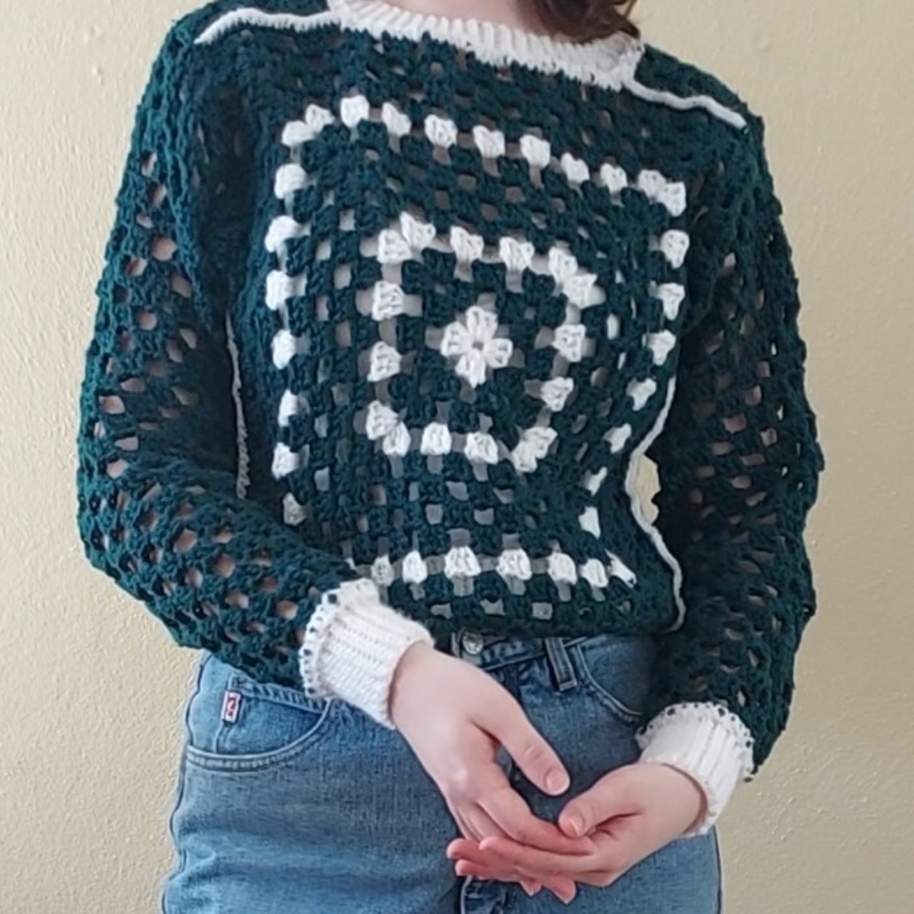 Granny Square Crochet Sweater size s (dark green and white)